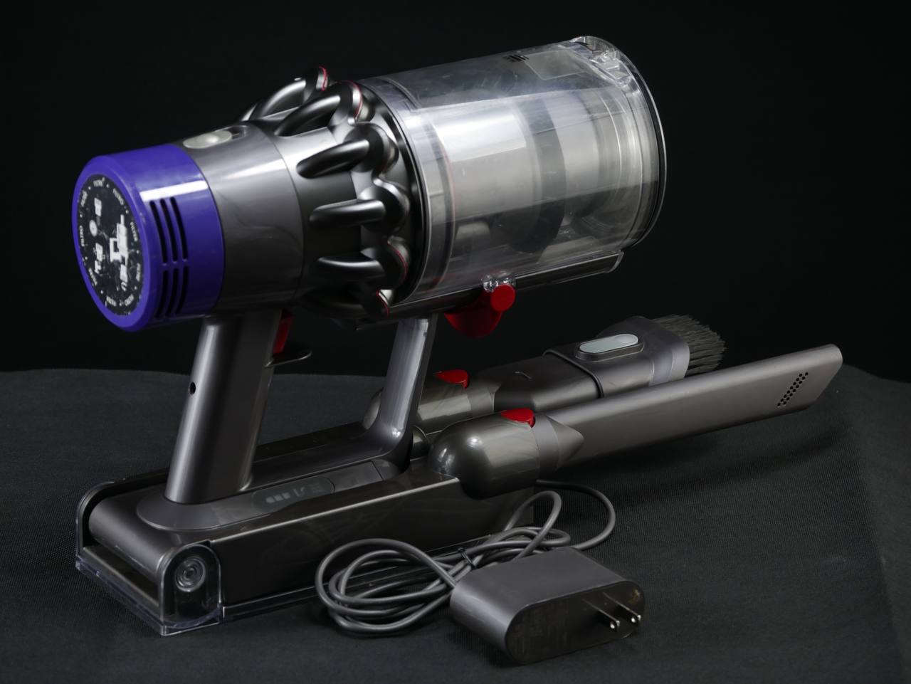 Dyson V10