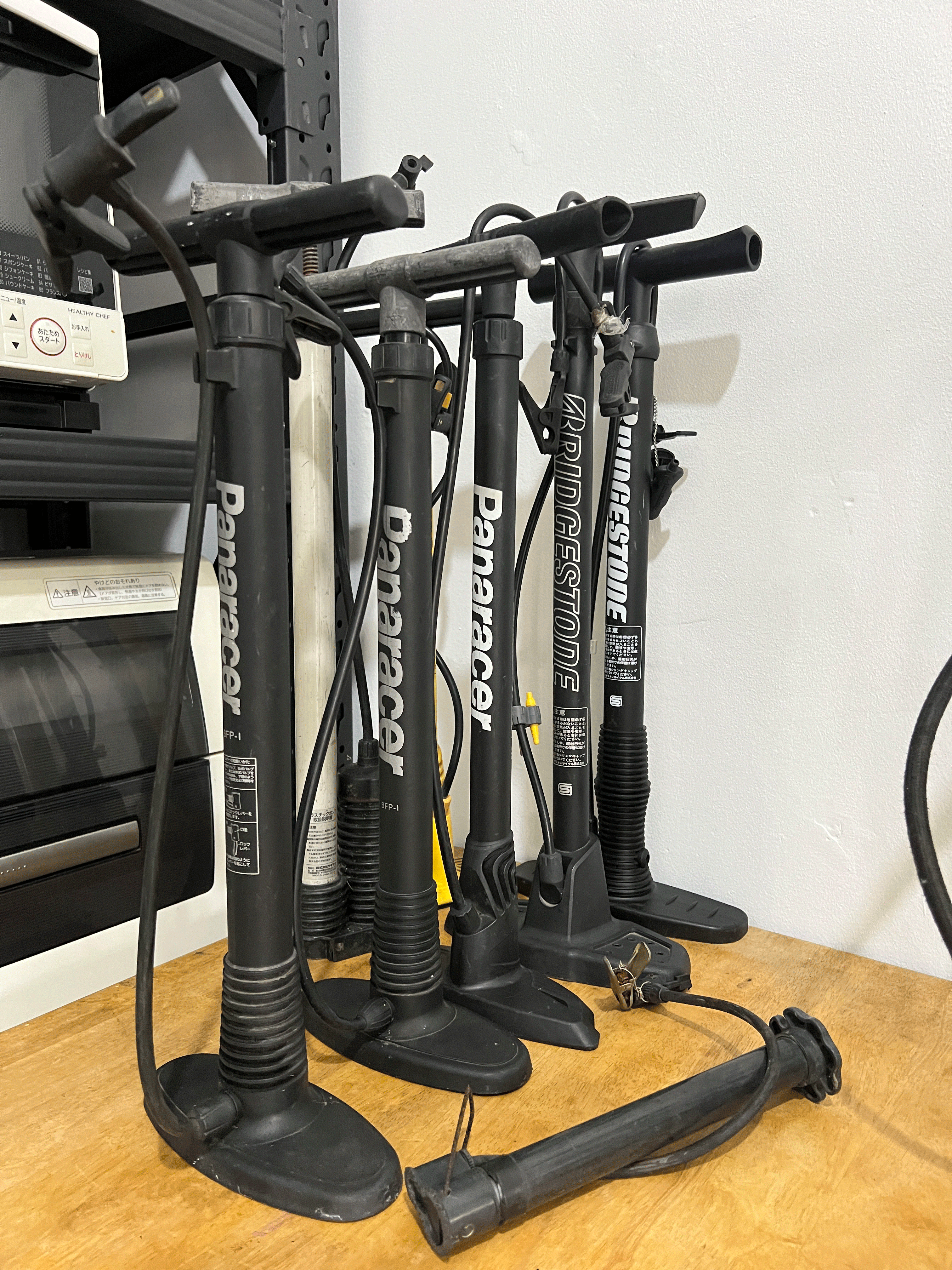 ស្នប់ bridestone នឹង ស្នប់ panaracer